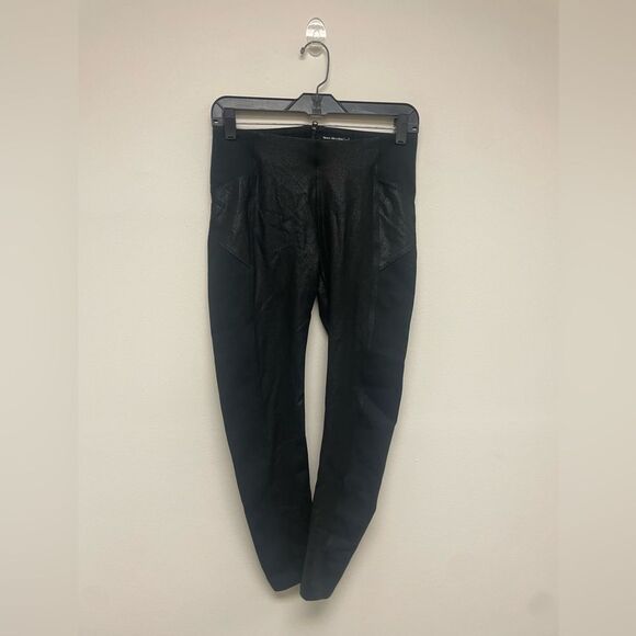 Abercrombie & Fitch Textured Faux Leather Black Leggings SZ S - Picture 1 of 7